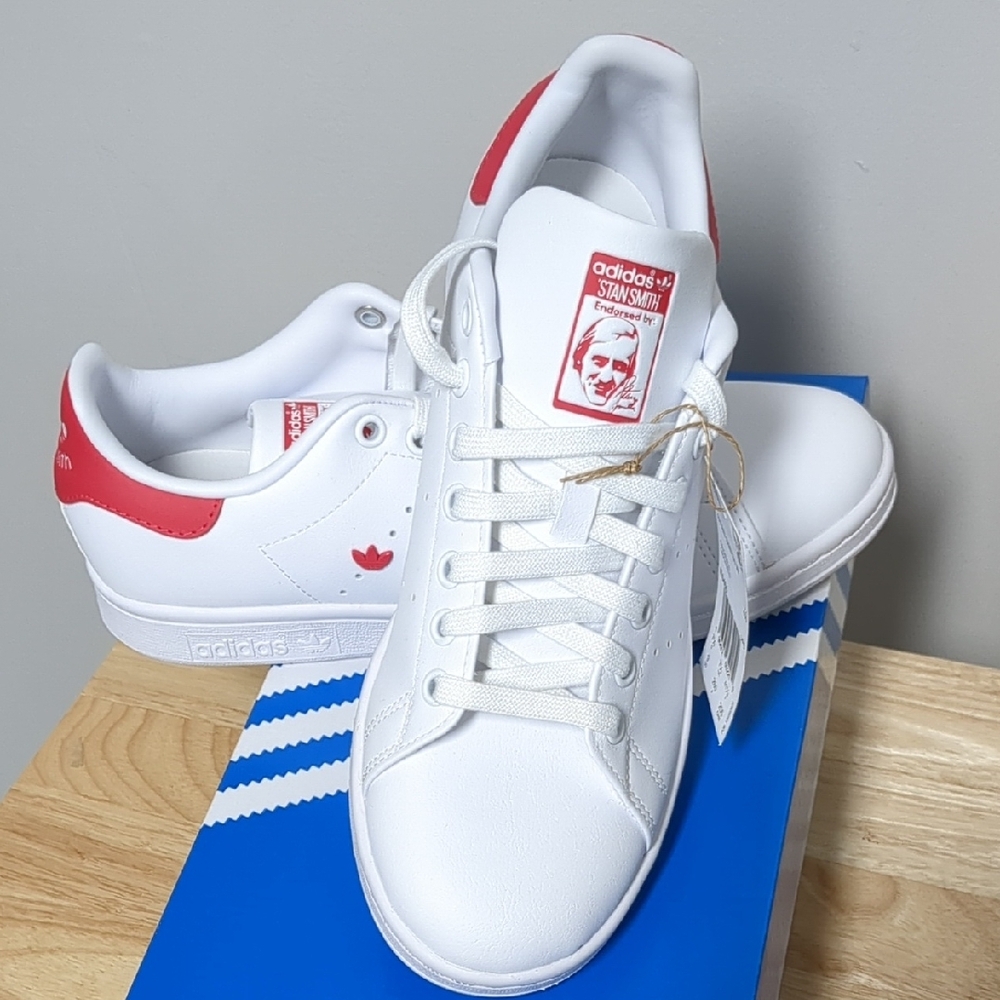 Adidas White and Red Stan Smith Shoes - Picture 3 of 6